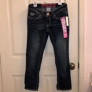 New! Has tags! Ankle cropped jeans